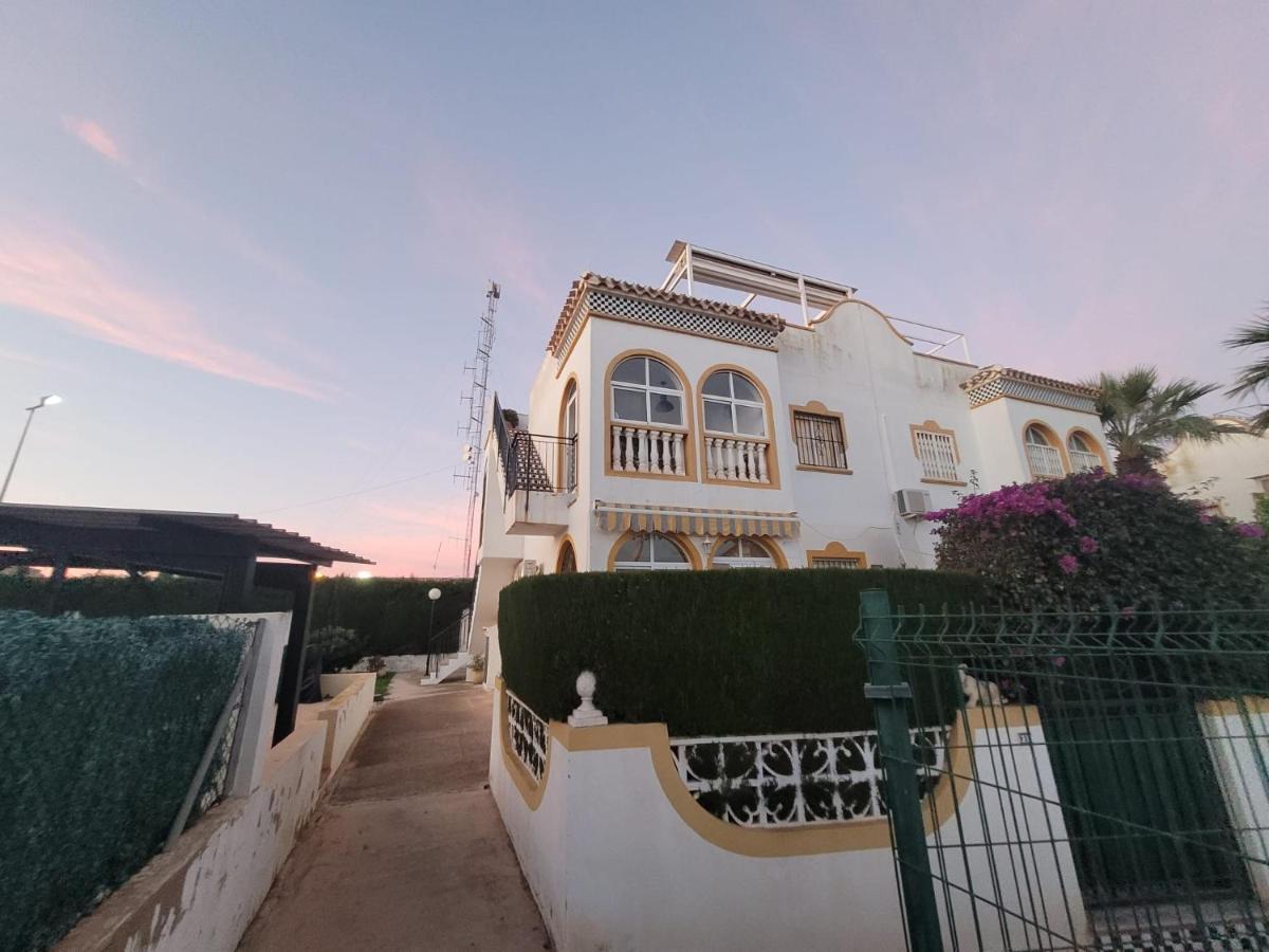 Villa Susana Torrevieja Exterior foto